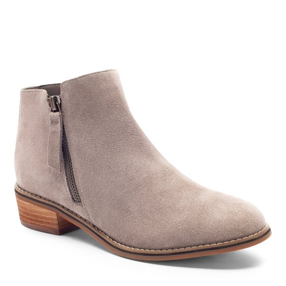 Blondo Shoes - Blondo Linda Waterproof Booties